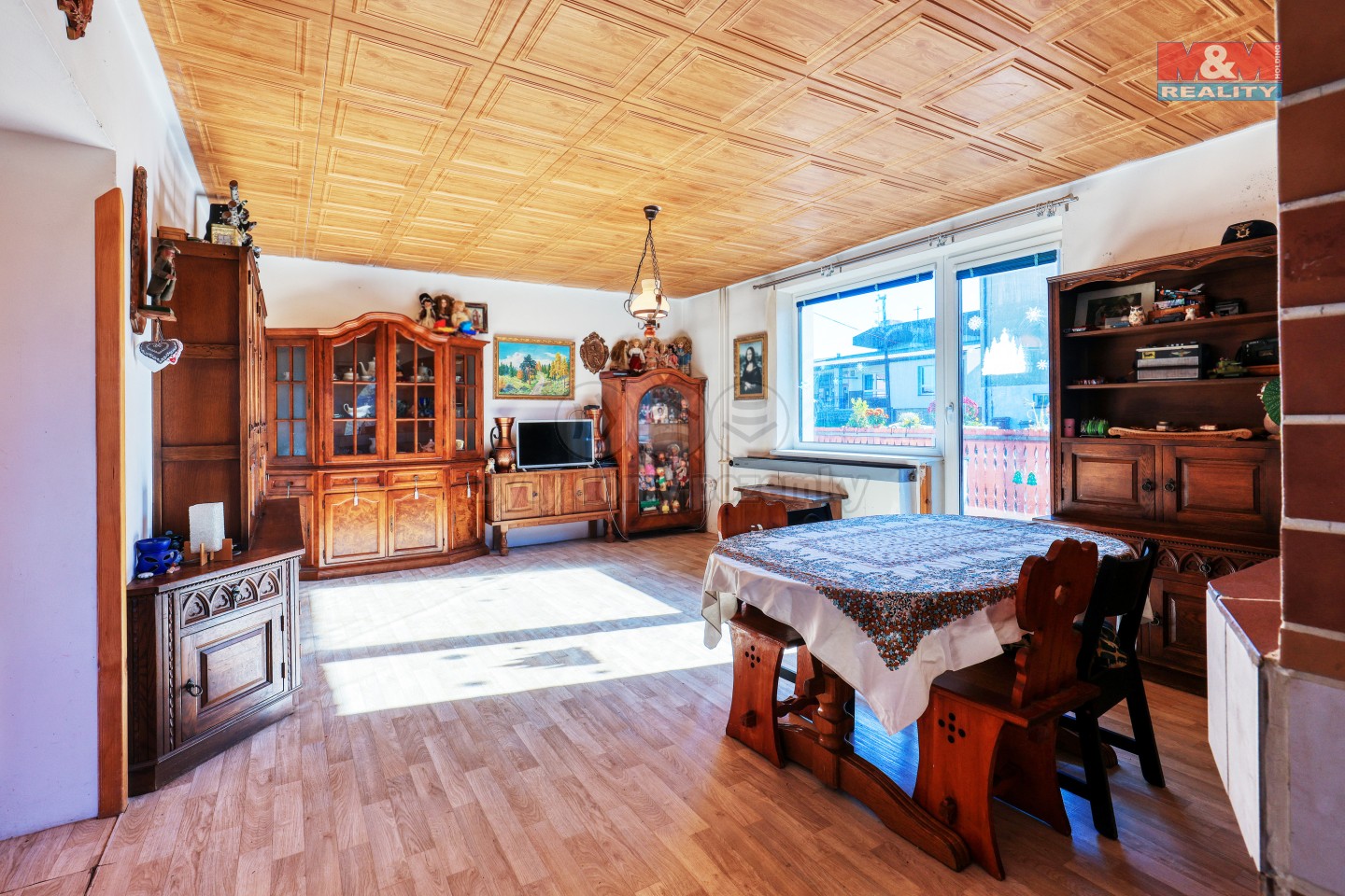Prodej rodinného domu, 220 m², Výrov